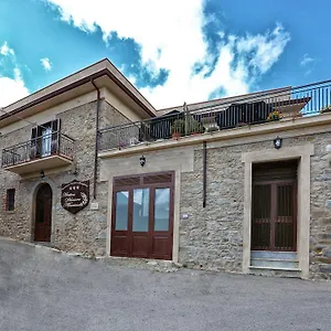 https://antica-dimora-marinelli.sicilyhotelsitaly.net